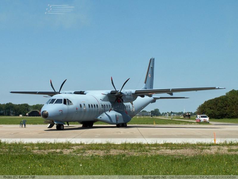 CASA C-295