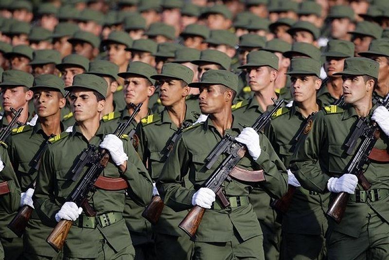 soldiers_cuban_cuba_army_military_parade_havana_revolution_square_april_16_2011_002