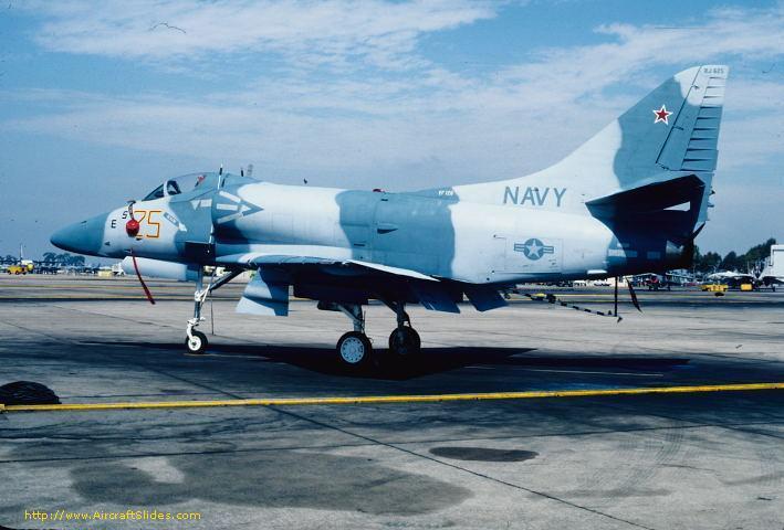 25 155064 USN A-4E VF-126