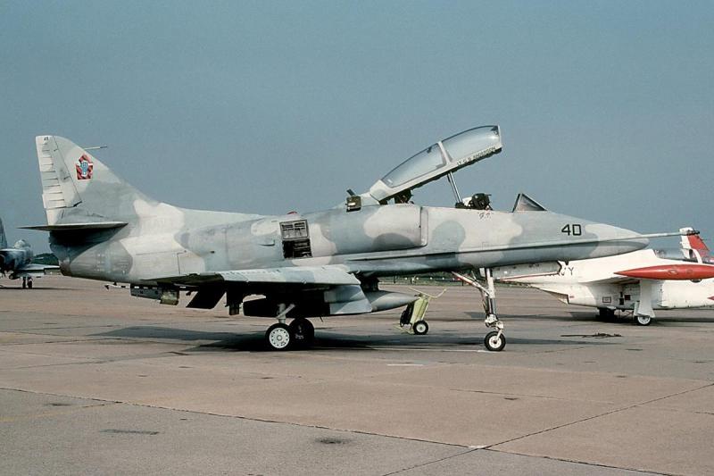 40s 153516-ta4j-vf43-oceana-27aug93