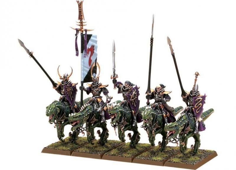Dark Elf Cold One knights-öt "lovas" velociraptorféleségeken

pár figura sorjázva, összerakva, festés nélkül
4000 Ft