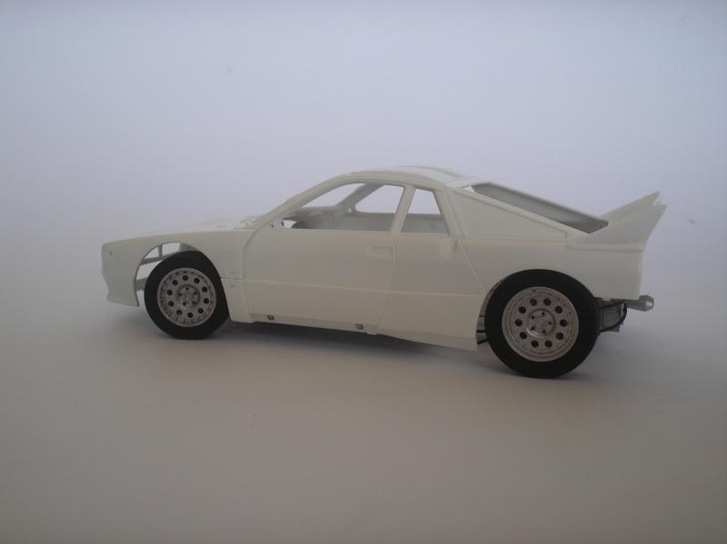 Lancia 037