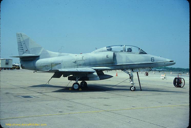 6 TA-4J 153498 6 VC-12 in April-1985