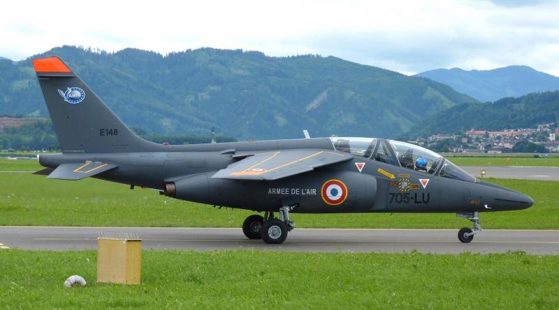 a Alpha Jet 5