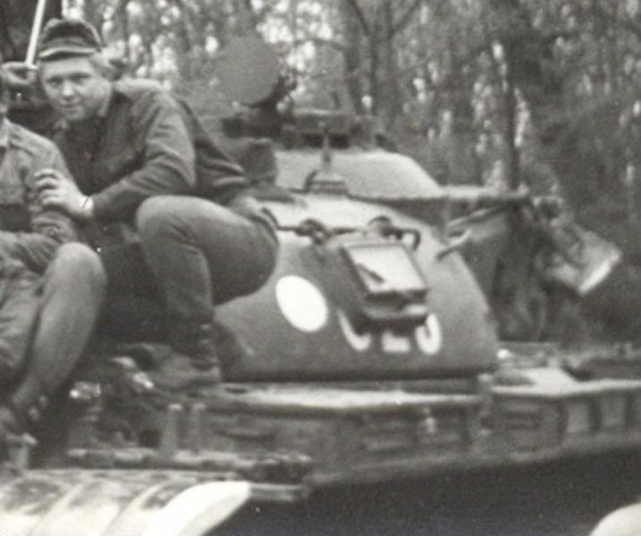 T-55A  védőkeret , taán