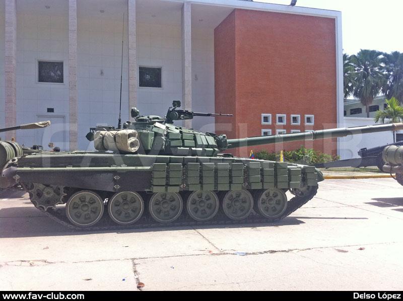 T-72B1_05JUL11_DELL _5_