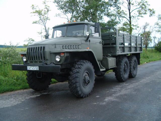 URAL-4320 (00)