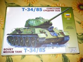 T34-85
(Denes30)