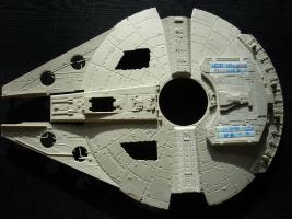 Millenium Falcon
(Regal)