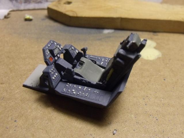 F16 1:48