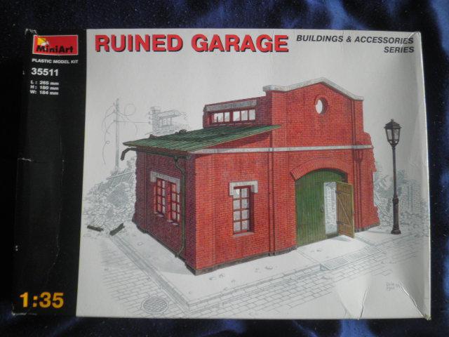 Ruined Garage 1:35 
