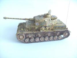 Pz IV H

Academy Pz IV H