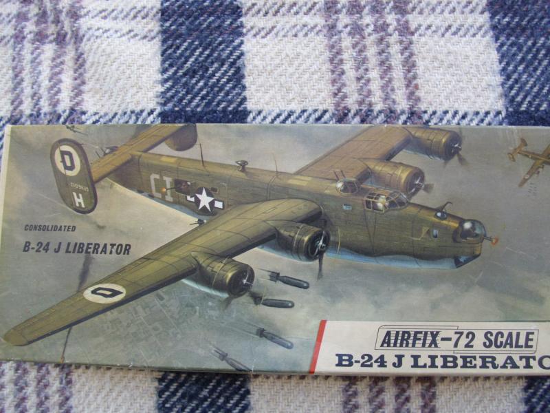 B-24 Airfix 3500ft