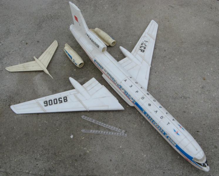 Tu-154 második példány roncs

2500 ft
