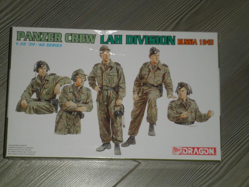 German Panzer Crew LAH DIVISION 1:35 Dragon, 2000,-