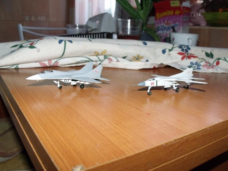 Mig-23 és 29 1/144 (2)