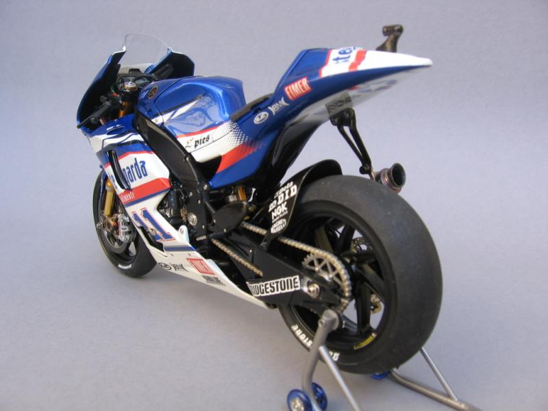 Yamaha M1 2009. Ben Spies 010