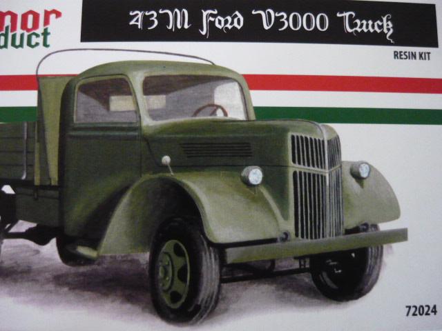 29 Hunor 1-72 Ford V3000 (magyar v.) műgyanta 4.000,- Ft