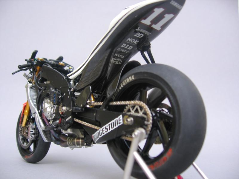 Yamaha M1 2011. Ben Spies 024