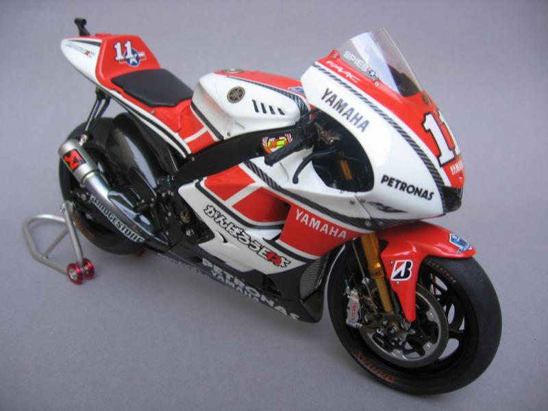 Yamaha M1 2011. Ben Spies 035