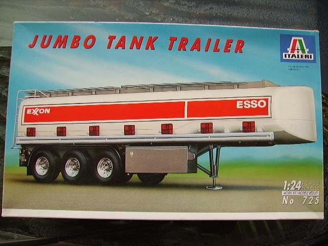 Italeri 725 Jumbo Tank Trailer

6500 Ft