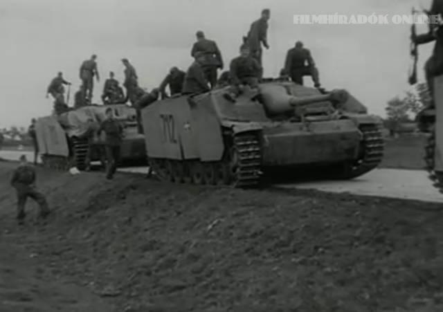 StuG.III.7.Rohamtüzérosztály,1.ütegének,2.kocsija,1944.Októberében.