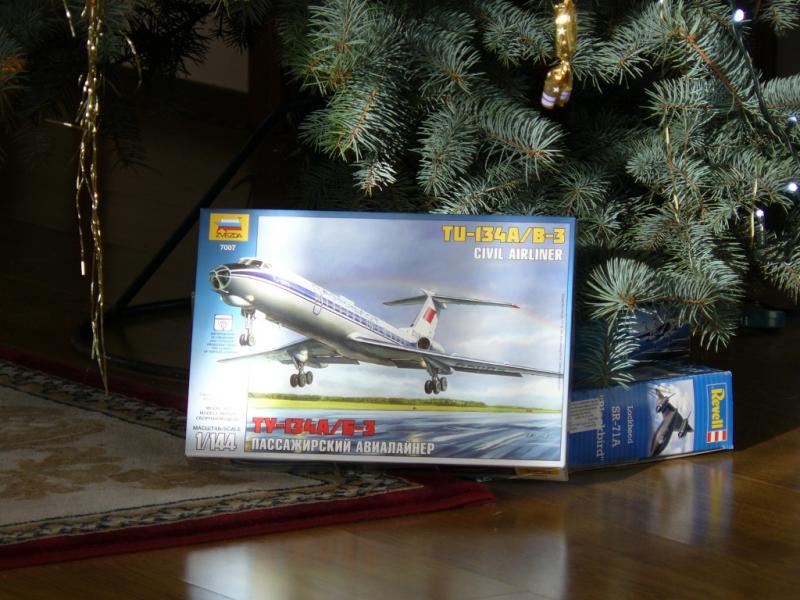 Zvezda Tu-134A

Ő a "drágaszág"-om. :)