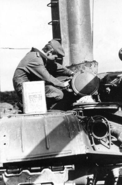 GDR-T-72