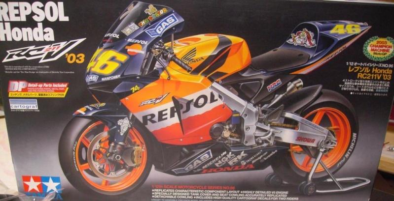 Repsol Honda RC211V Tamiya 14096