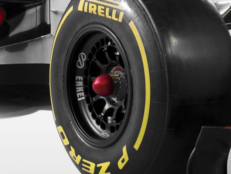 mp4-27_wheel