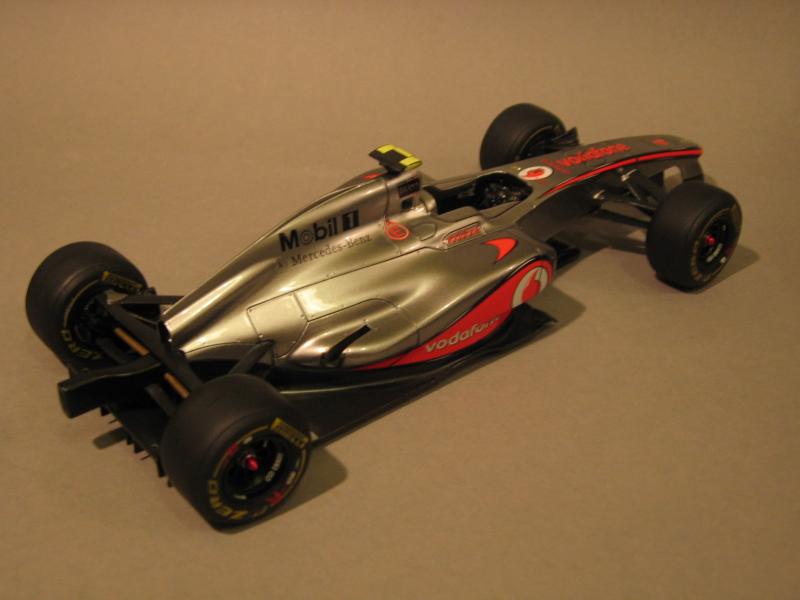 MP4-27 059
