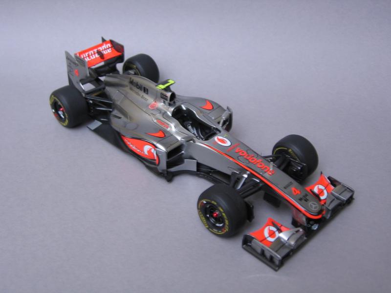 MP4-27 114