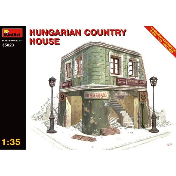 Hungarian country house

5000 Ft