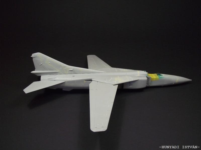 Italeri 1-48 MiG-23MF

+ NeOmega utángyártott gyanta kabin