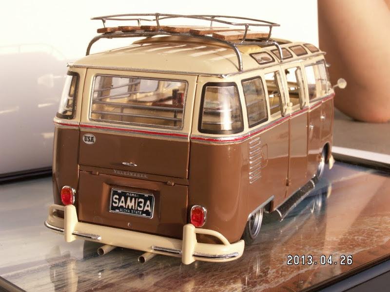 1:24 Revell Volkswagen T1 Samba Bus