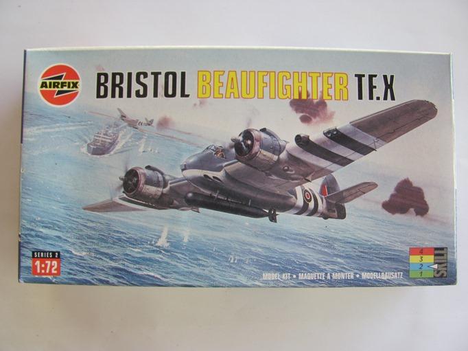 Beaufighter (Airfix)

Komplett. 1500 Ft