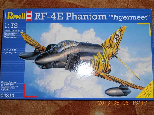 1: 72 RF-4E + gyanta hajtóműkiömlő 5000Ft