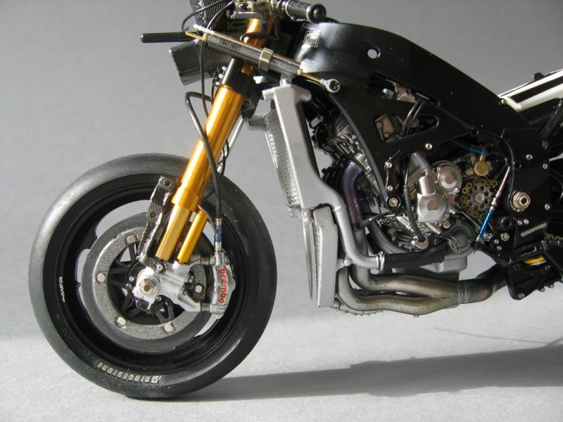 YZR-M1 2012. 004