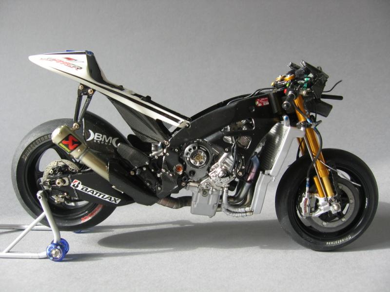 YZR-M1 2012. 007