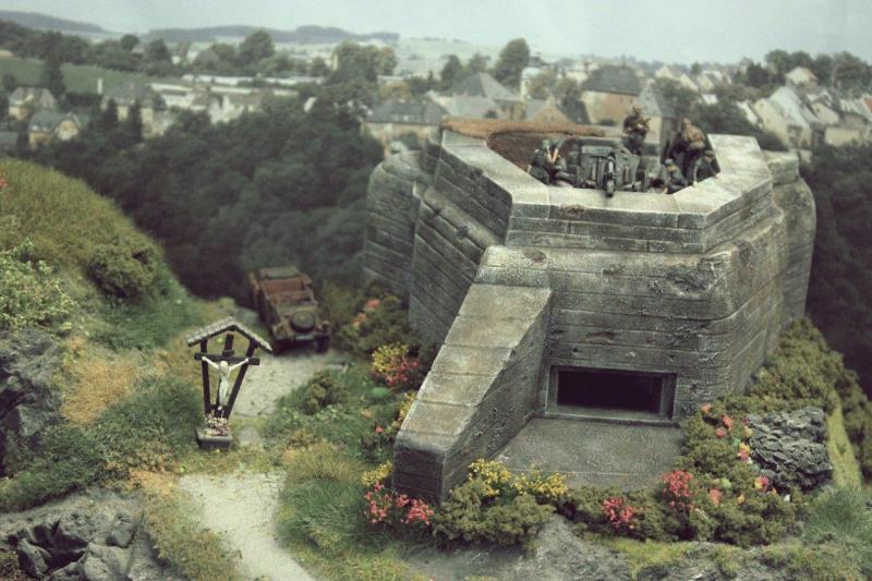 BUNKER A HEGYTETŐN (17)