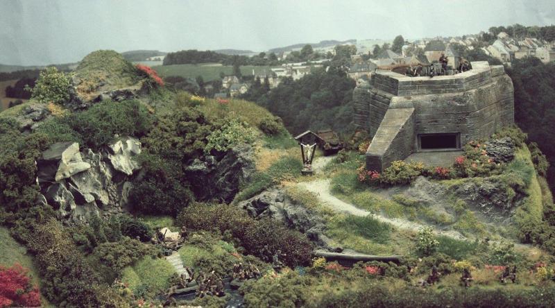 BUNKER A HEGYTETŐN (2)