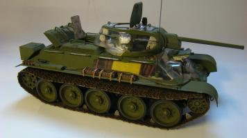 A T 34-es, egy kicsit másképp
(Elliot)