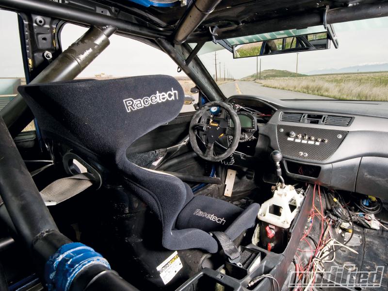 modp_1103_02_o+2003_mitsubishi_evolution_xiii+interior