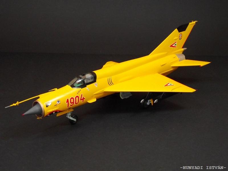 MiG-21BisAP Fishbed-N -CÁPETI-

Academy, 1/48 + H.A.D. + Wolfpack Design