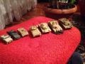 3 adag

Előző képről egy BMP lemaradt,
M1a1 abrams 2x , m113 , 2x hummer , m3 bradley ,M60  mind 1/72 1000 Ft/db