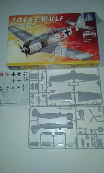 italeri  1:72  1700ft