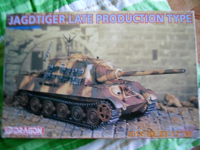 Jagdtiger + ET maratás + HB lánctaép + RB lövegcső 11500Ft