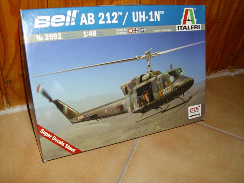 AB-212 UH-1N 1:48

3500 originált