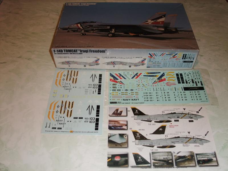 1/72 Fujimi F-14D Iraqi Freedom "Jolly Roges"

Pilóták nélkűl 8500.-