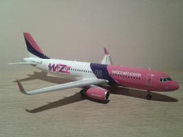 Airbus A320-232 (HA-LWS)

A sharklet saját átalakítás